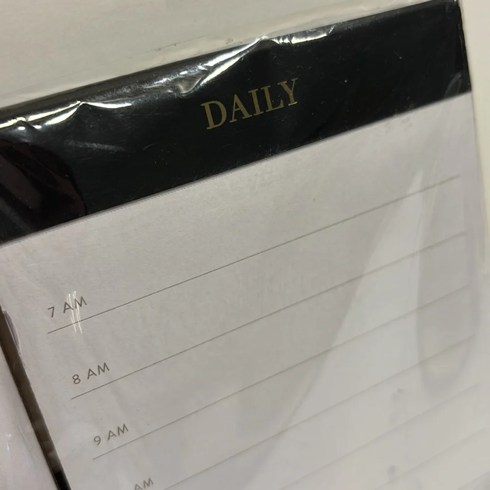 Sugar Paper Essentials 2 Pack Undated Weekly & Dated Daily Planning Notepads